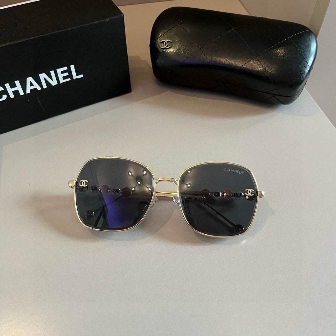 Chanel-Popular Pearl leg Sunglasses