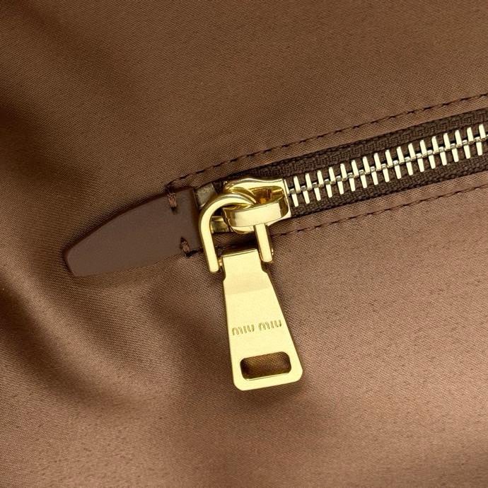 MIU MIU-New autumn and winter briefcase