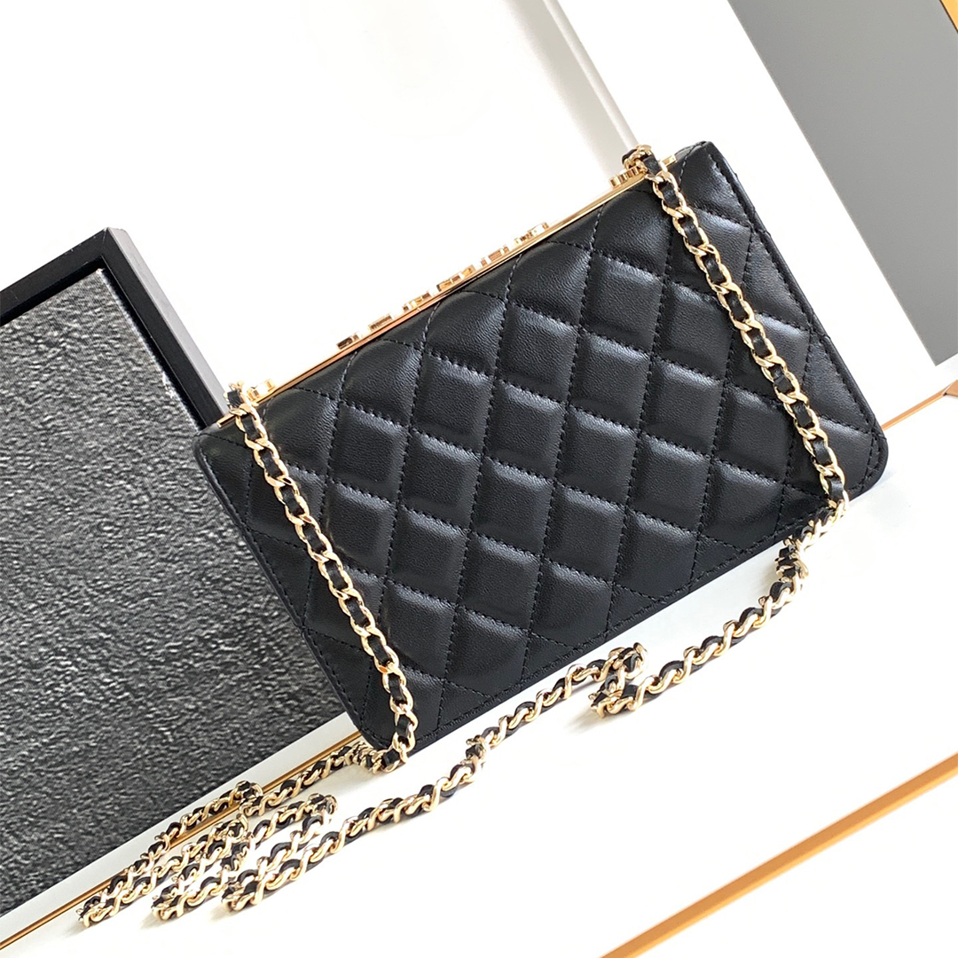 Chanel-Sheepskin Pouch