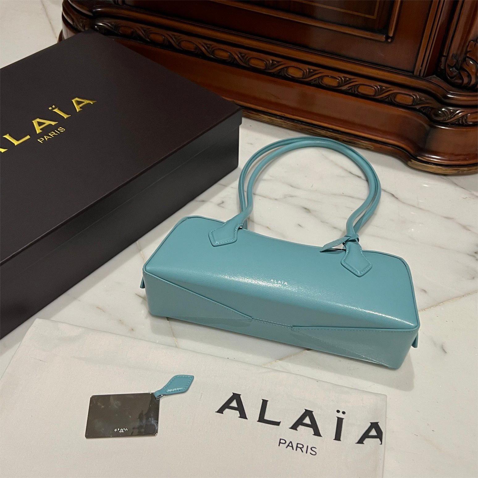 Alaia-LE TECKEL SMALL BAG IN GOATSKIN Blue