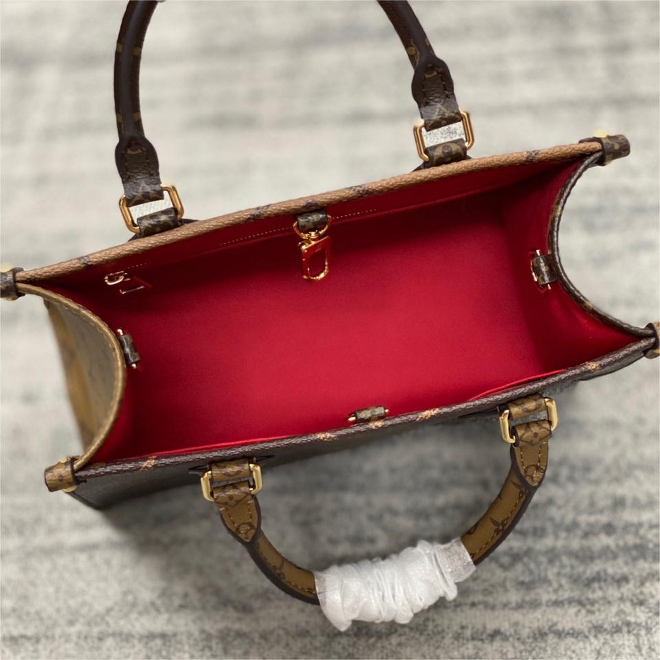LV-On the Go Small Handbag