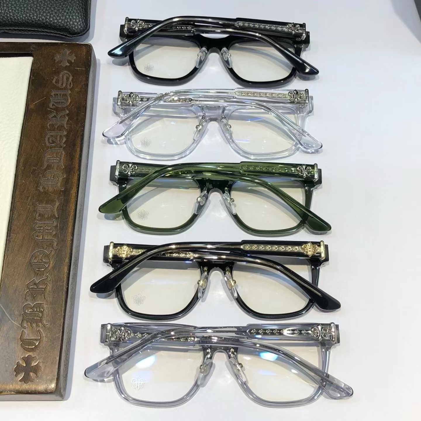 CHROME HEARTS - Cox Uckep Square Plain Mirror