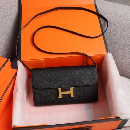Hermes-Black Gold Buckle Crossbody Bag