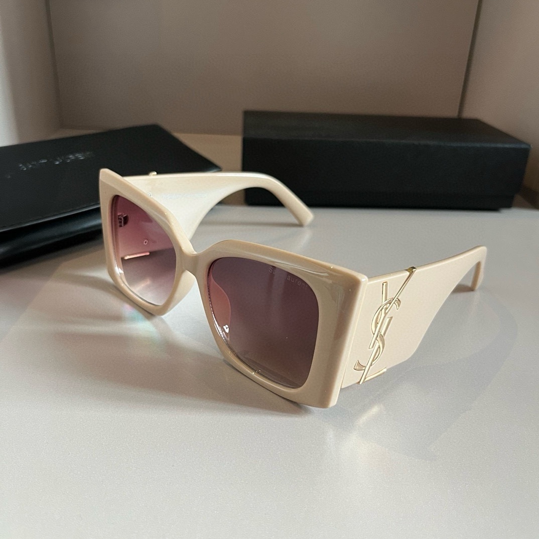 YSL-Thick leg Box Sunglasses