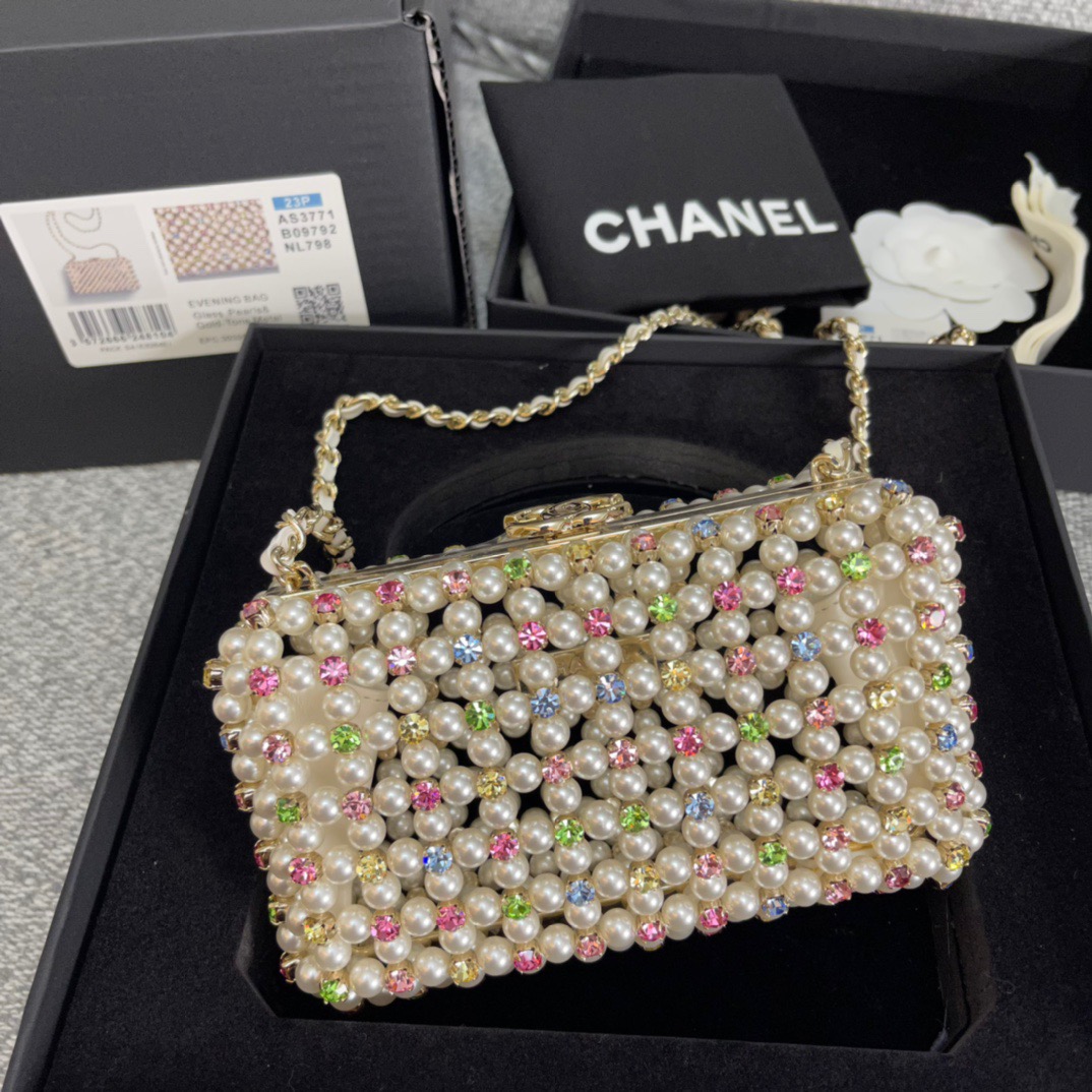 Chanel-Resort Evening Bag Pearl Glass Jewel Box