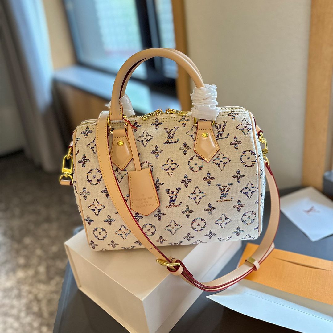 LV-monogram