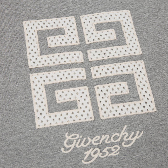 GIVENCHY - Round Neck Short Sleeved T-shirt