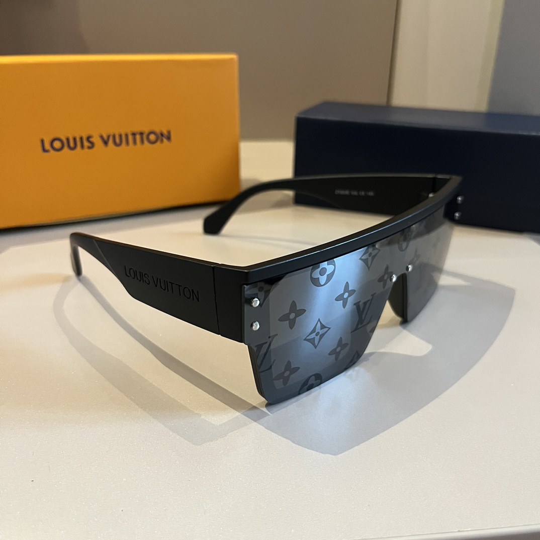 LV-Cool Style Large Box Sunglasses