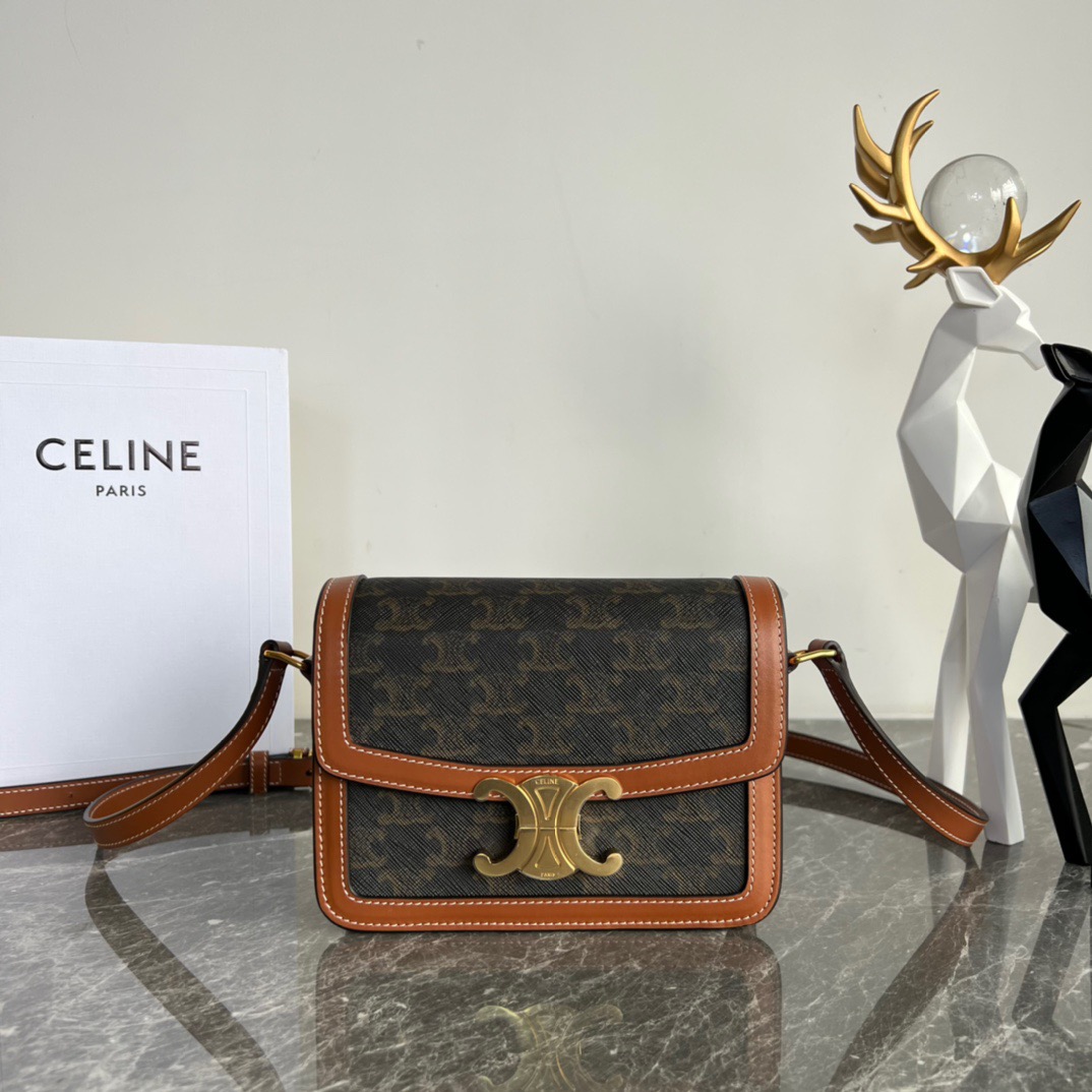 Celine-teen triomphe