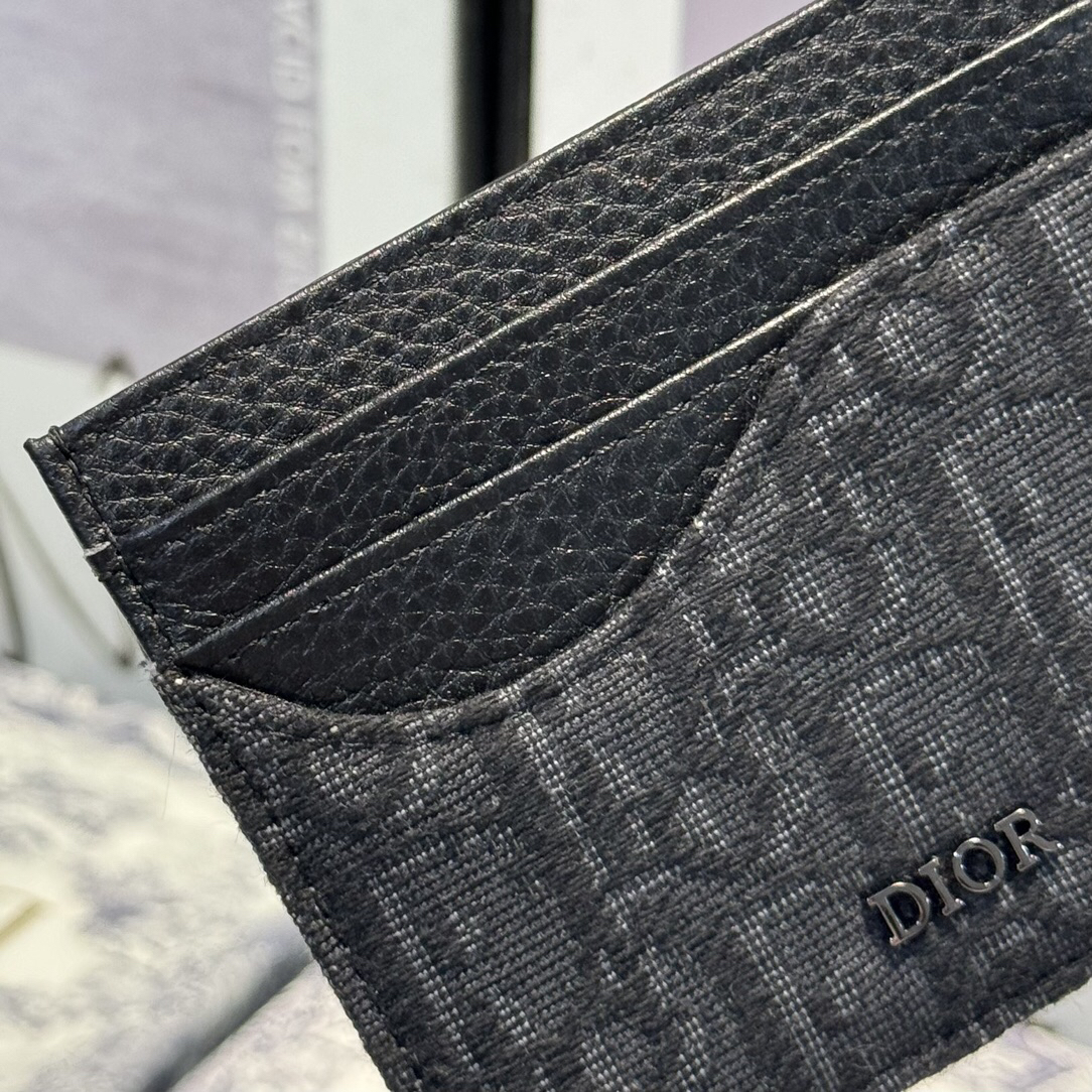 Dior-Black grain cowhide saddle clip