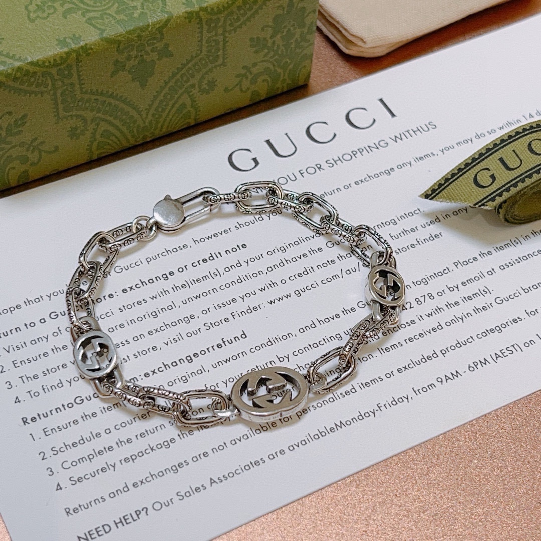 GUCCI-Double G Bracelet
