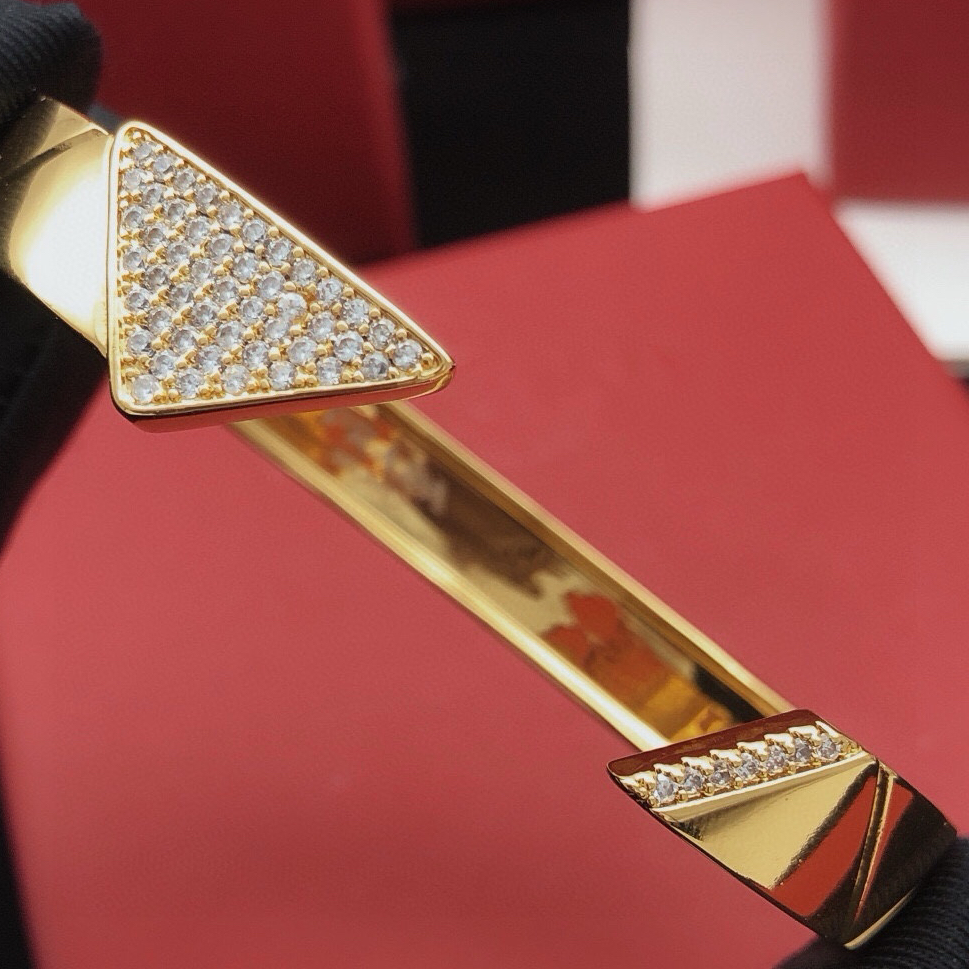 PRADA - Diamond Quilted Bracelet