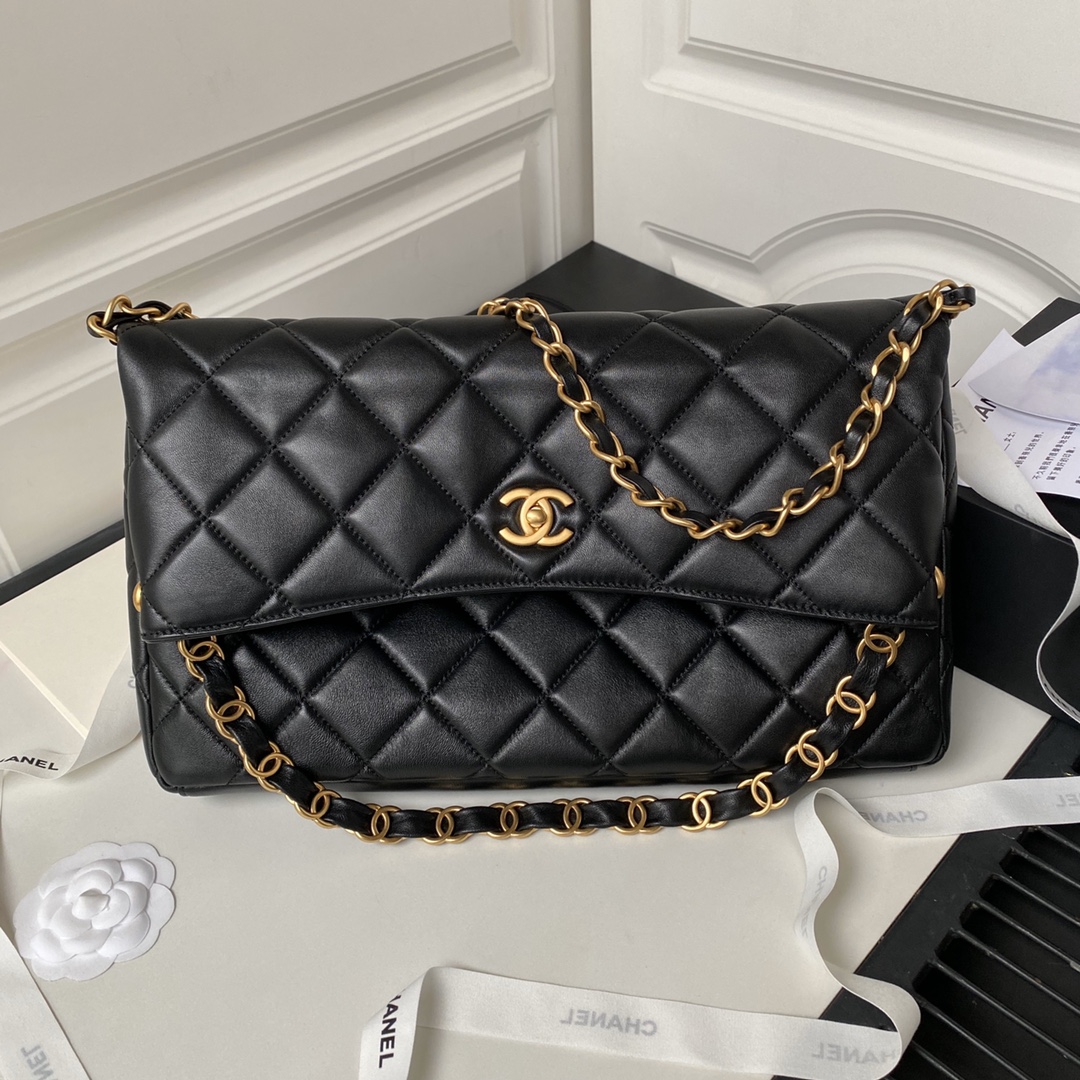 Chanel-24p hobo bag