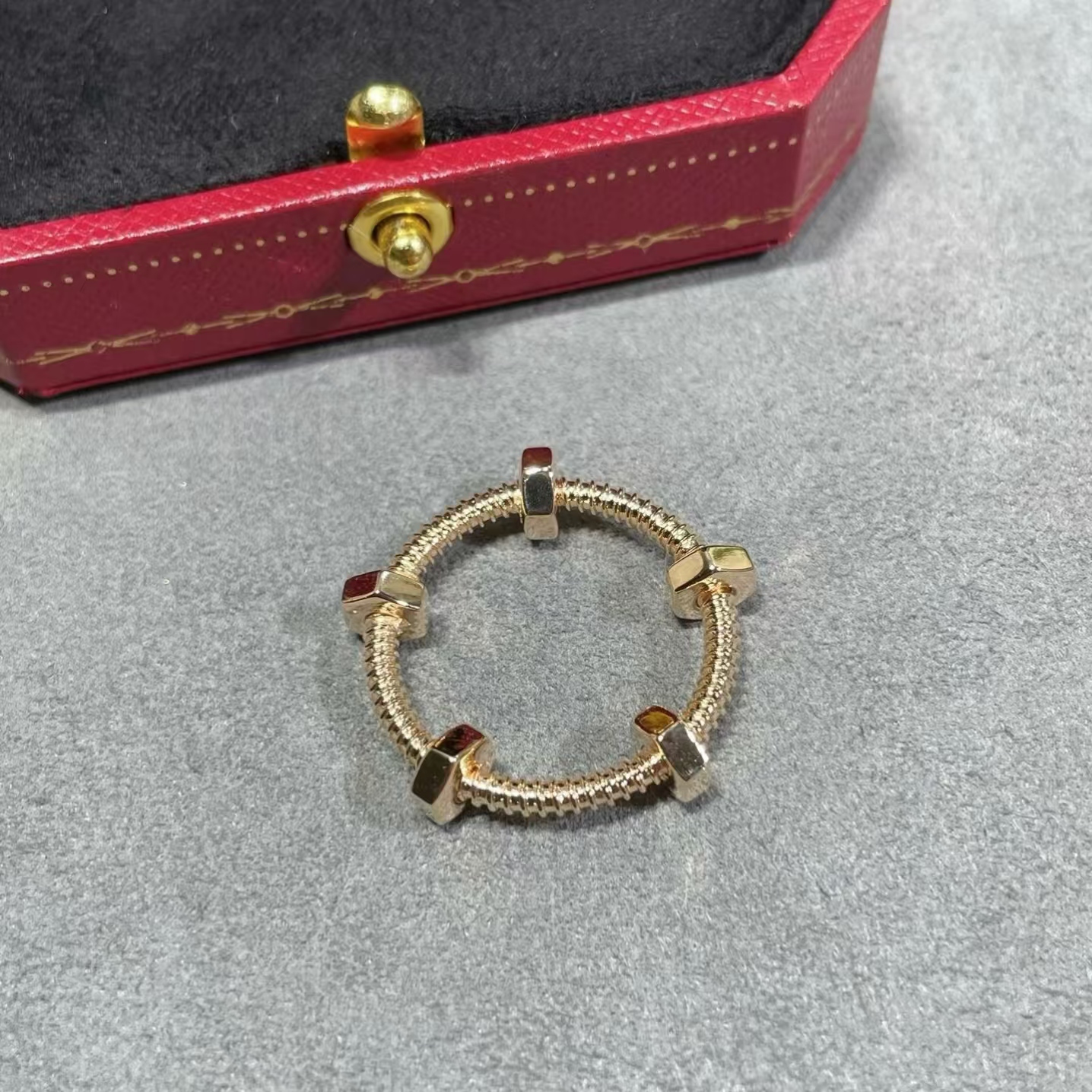 Cartier - Screw Cap Ring