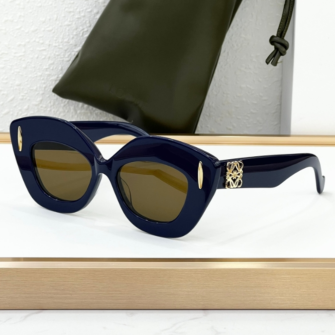 LOEWE-Cat Eye Frame Sunglasses