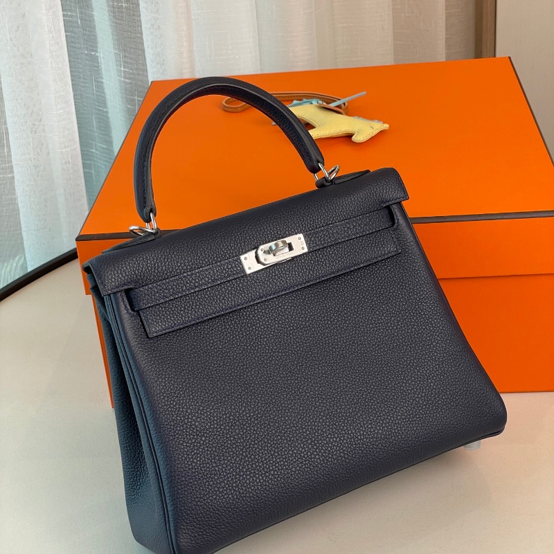 Hermès - Kelly 25cm Togo leather