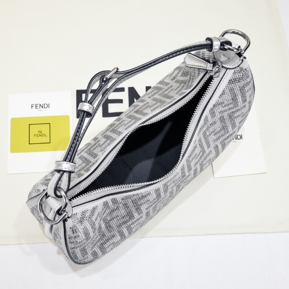 Fendi-Underarm Crescent Bag