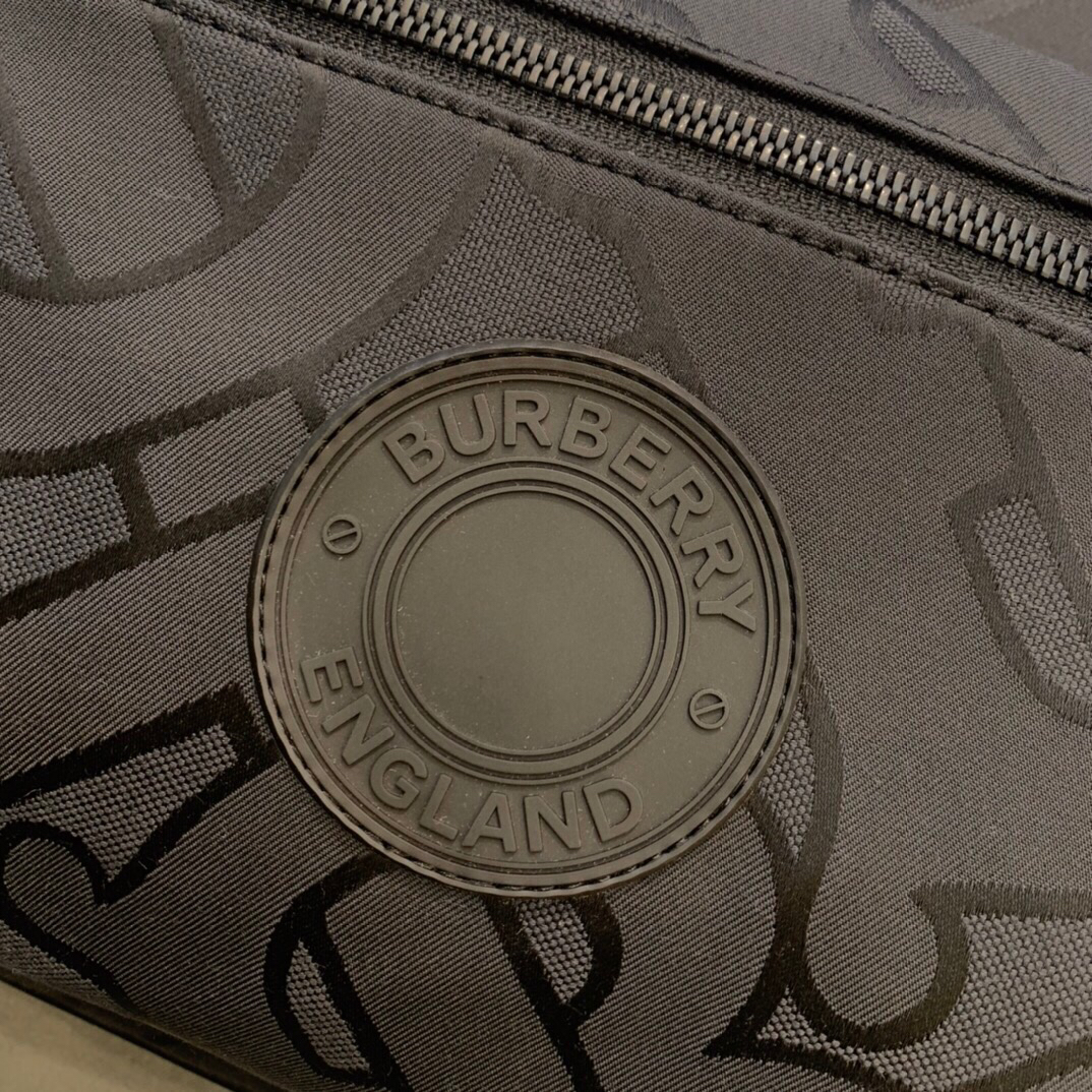 Burberry-Thomas Burr Exclusive Logo Pattern Jacquard