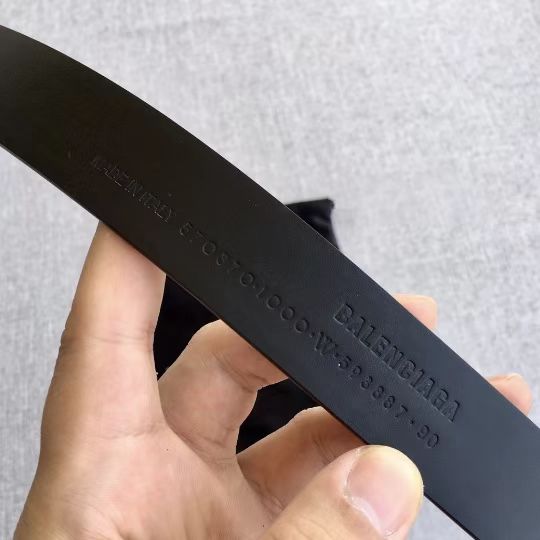 Balenciaga-Double Sided Cowhide Belt