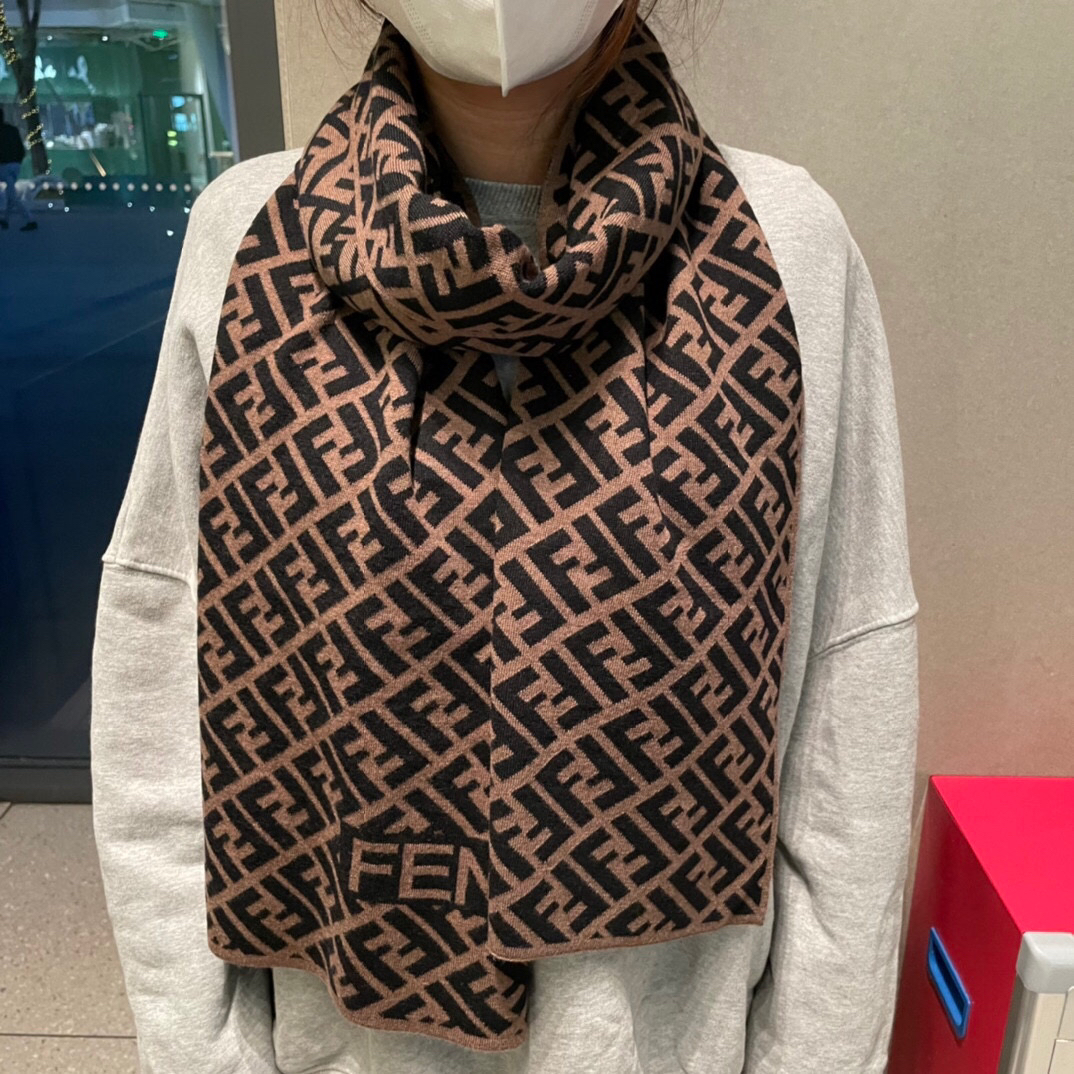 Fendi-Cashmere Scarf