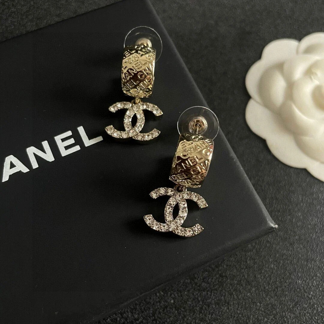 Chanel - Moonlight Gilt