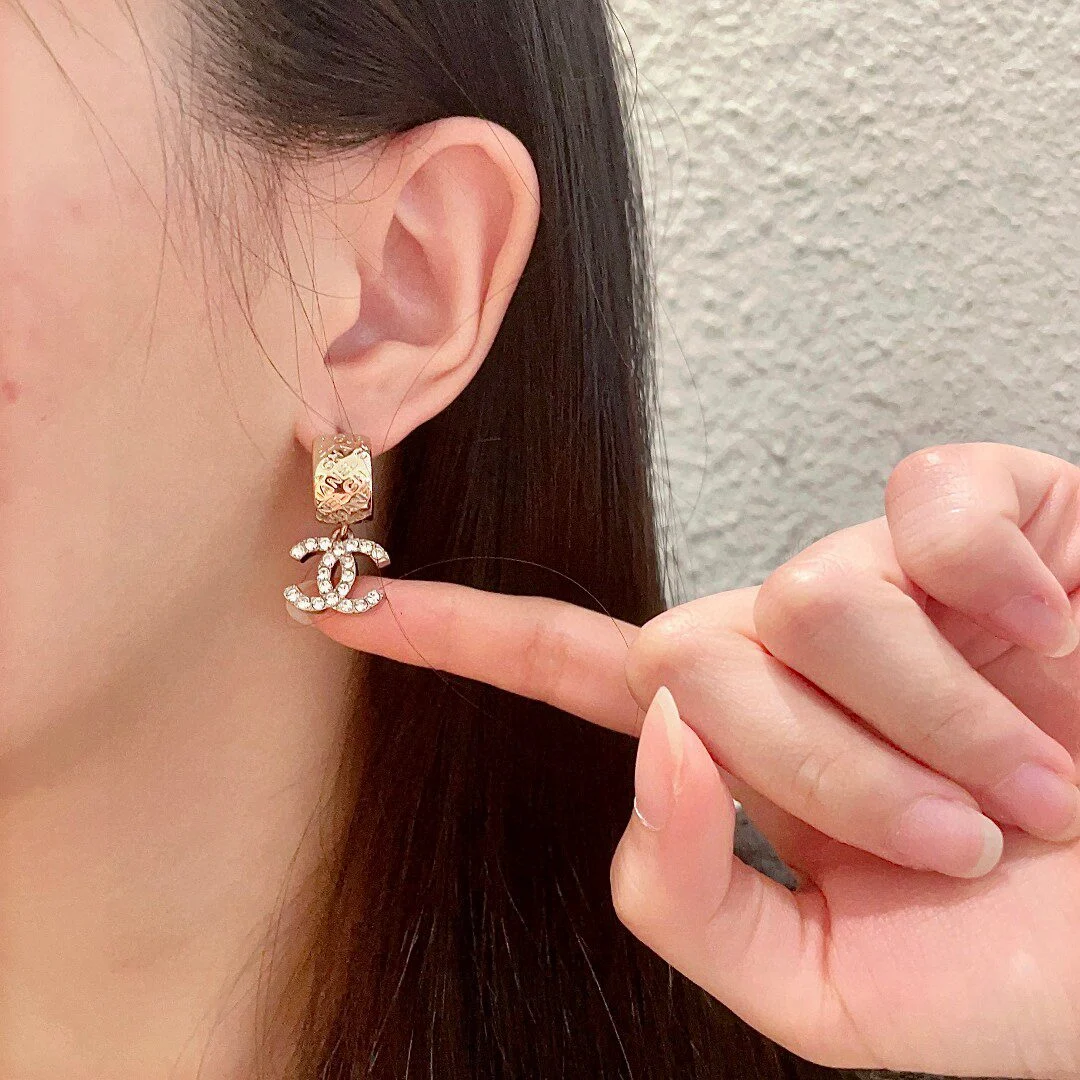 Chanel - Moonlight Gilt