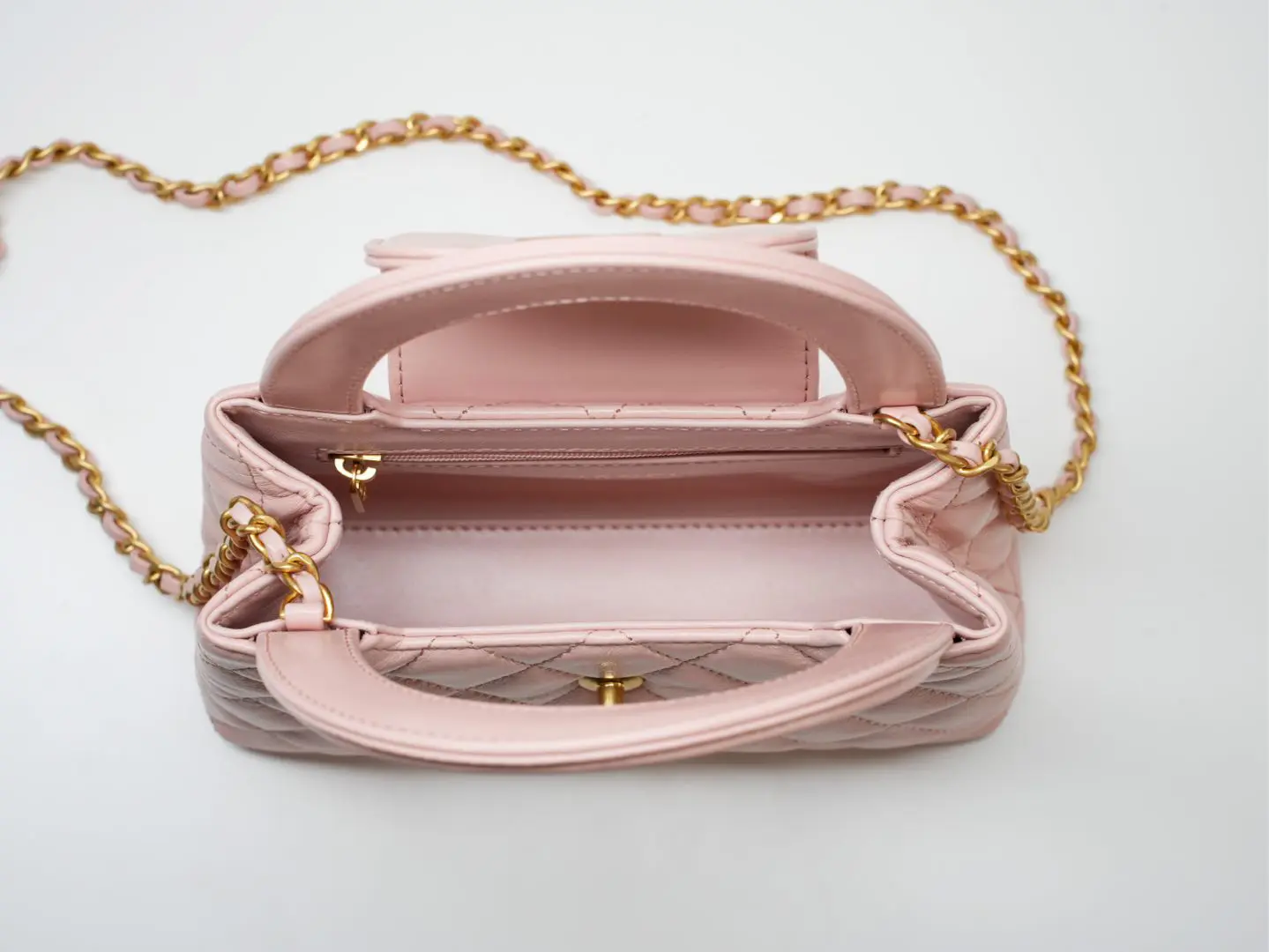 Chanel 23k Kelly shopper oil wax pink