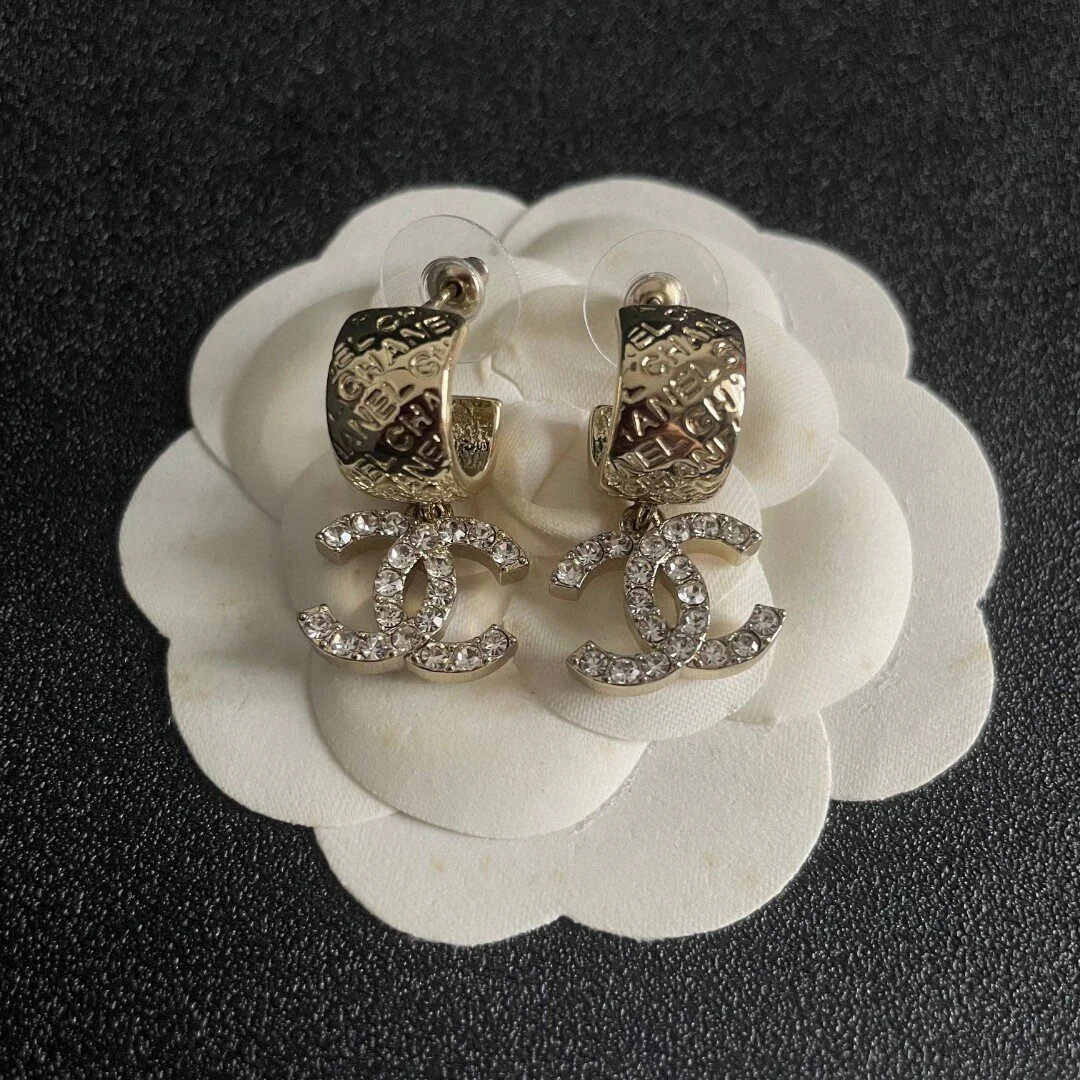 Chanel - Moonlight Gilt