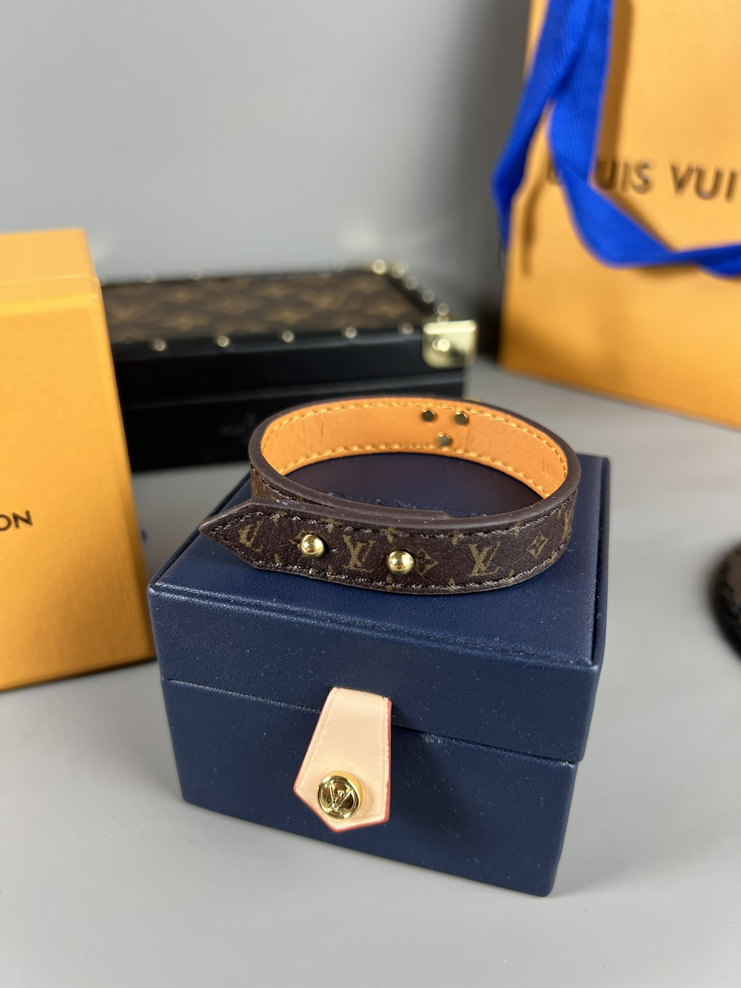 LV Armband braun Gold