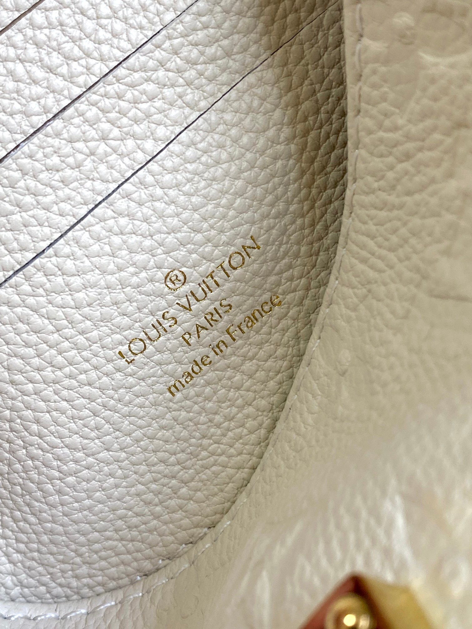 LOUIS VUITTON - LV Nano Madeleine