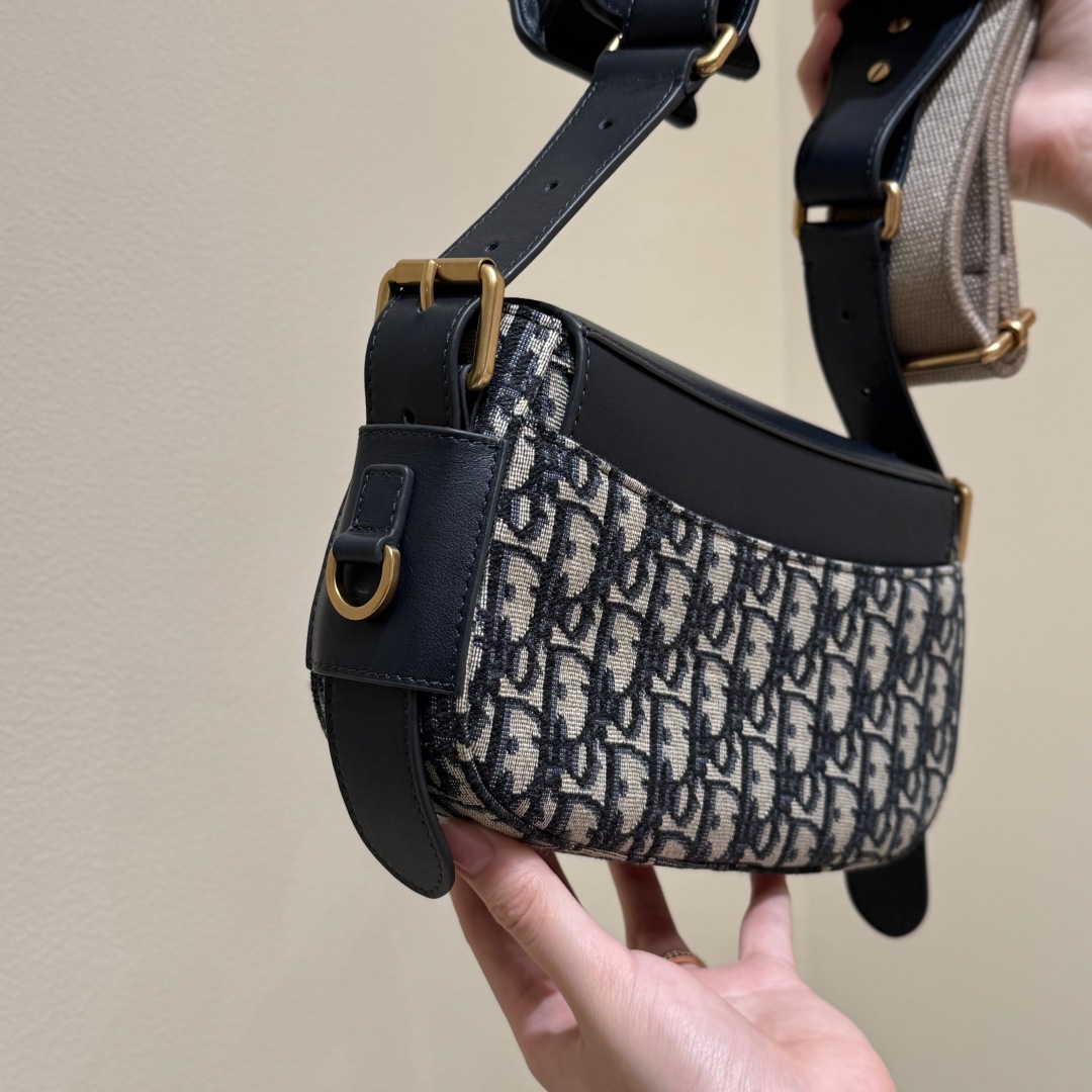 Dior - Small Streetchic Bag