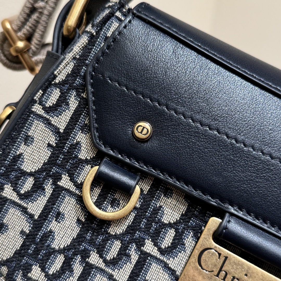 Dior - Small Streetchic Bag