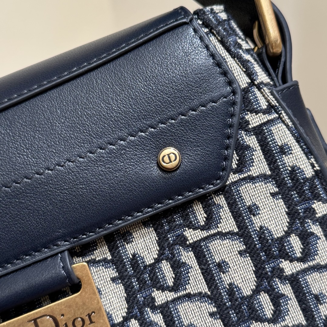 Dior - Small Streetchic Bag