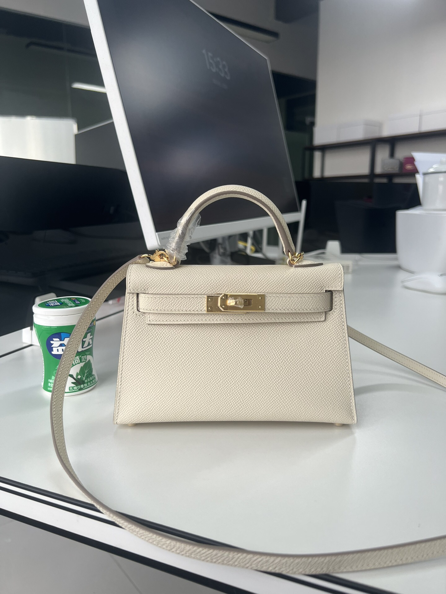 Hermes-Mini Kelly Milk Shake Platinum Buckle Bag