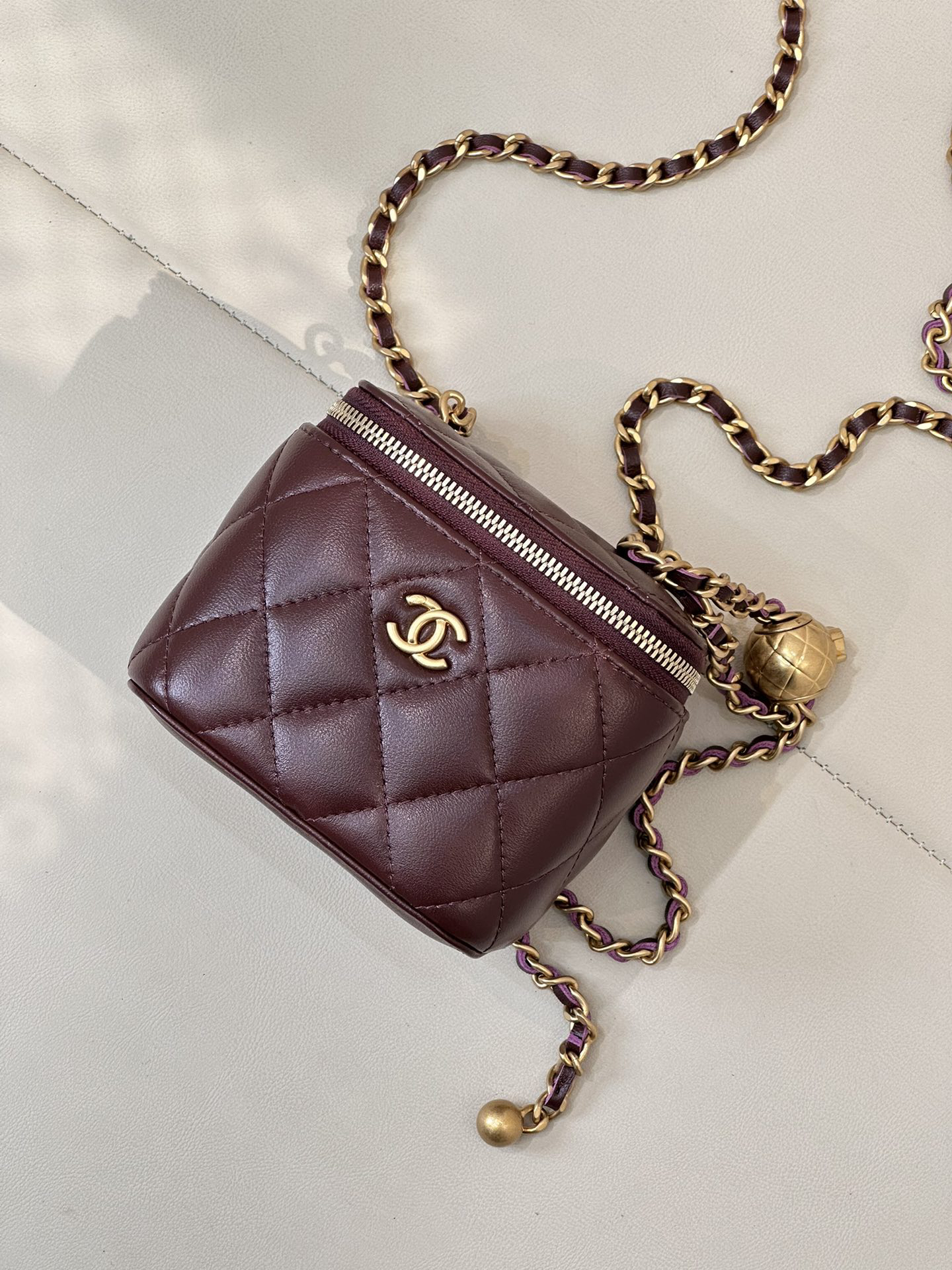 Chanel - AP4168