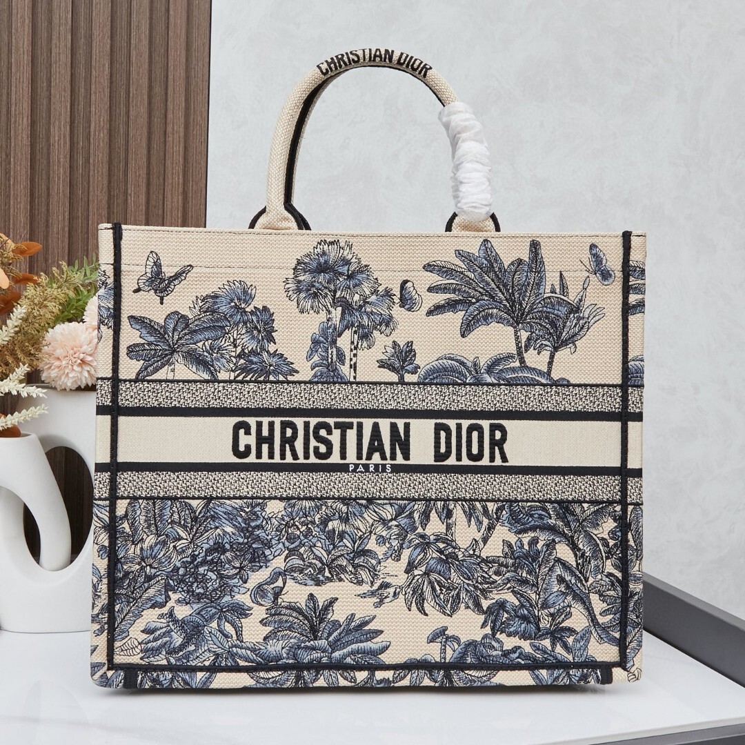 Dior - Book Tote Bag Dioriviera Broderie Toile de Jouy Palms