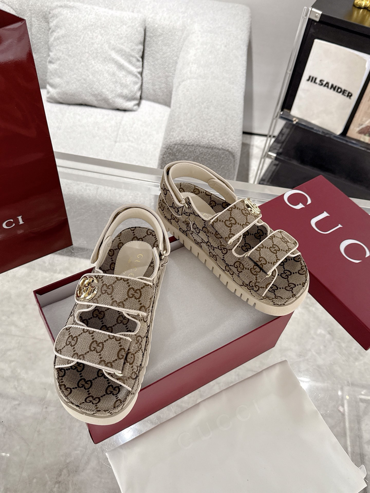 GUCCI - Canvas Round Toe Velcro Sandals Dark Brown