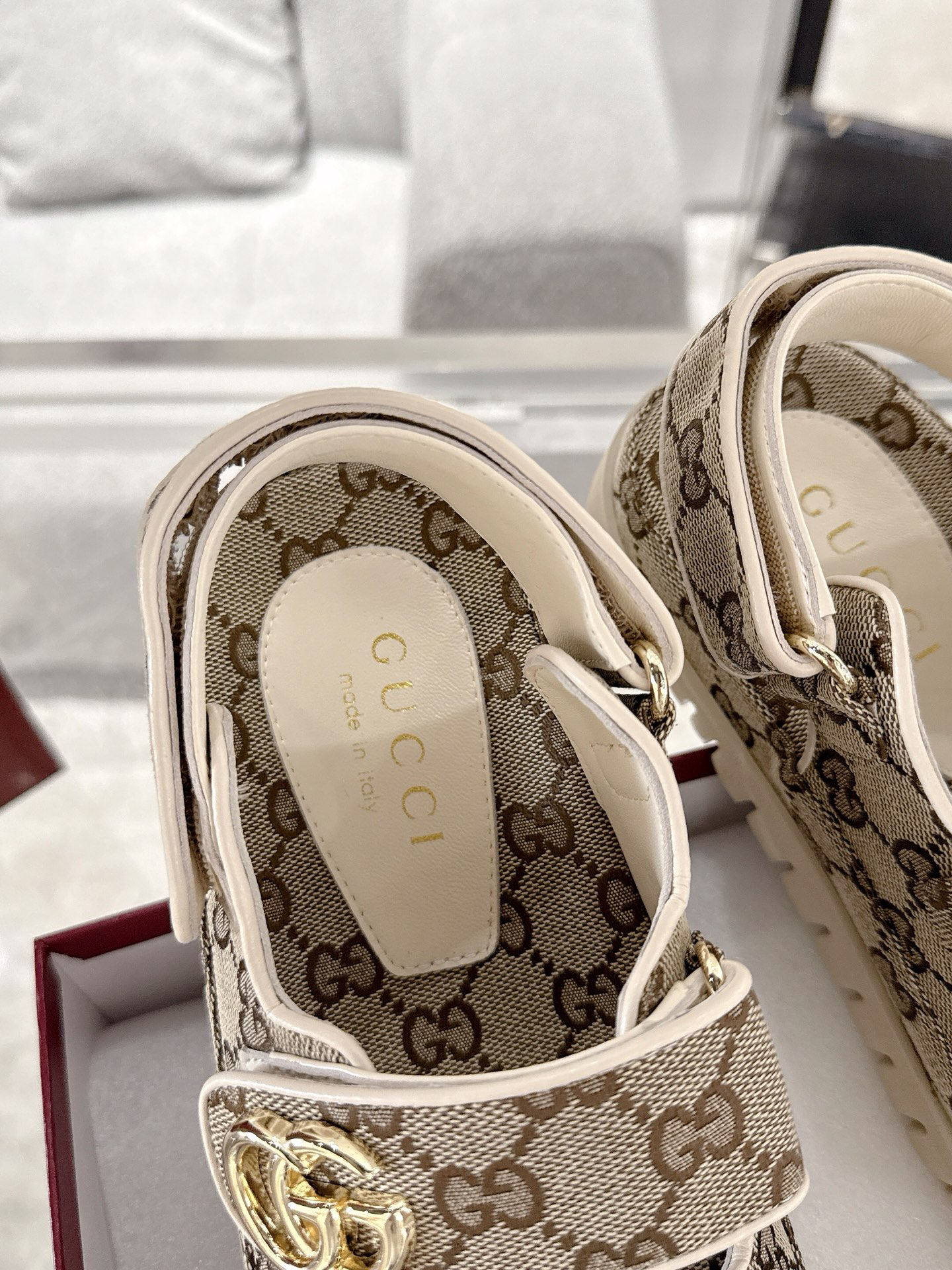 GUCCI - Canvas Round Toe Velcro Sandals Dark Brown