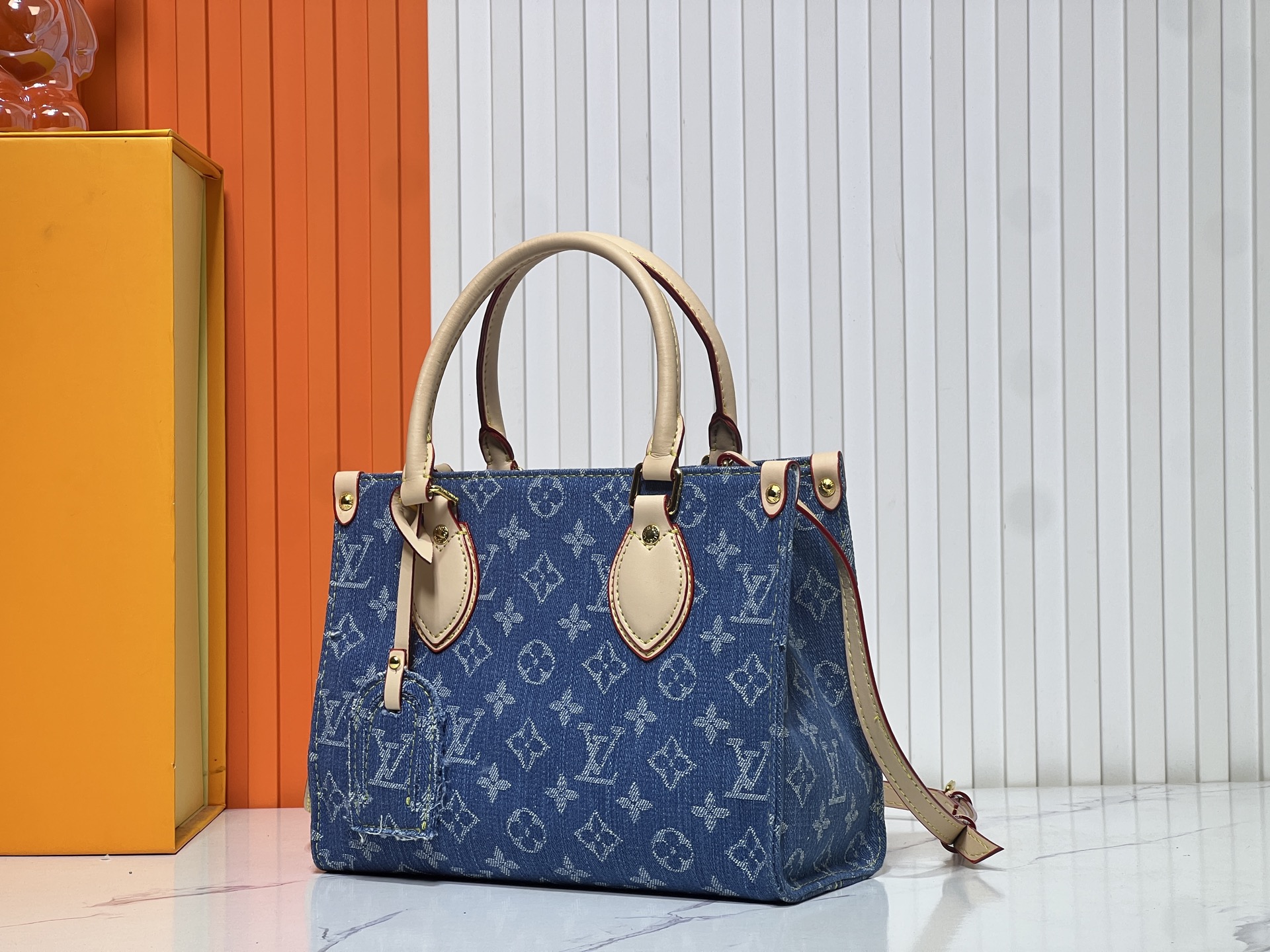 LOUIS VUITTON - LV ONTHEGO PM Blue denim Shoulder Crossbody Handbag blue