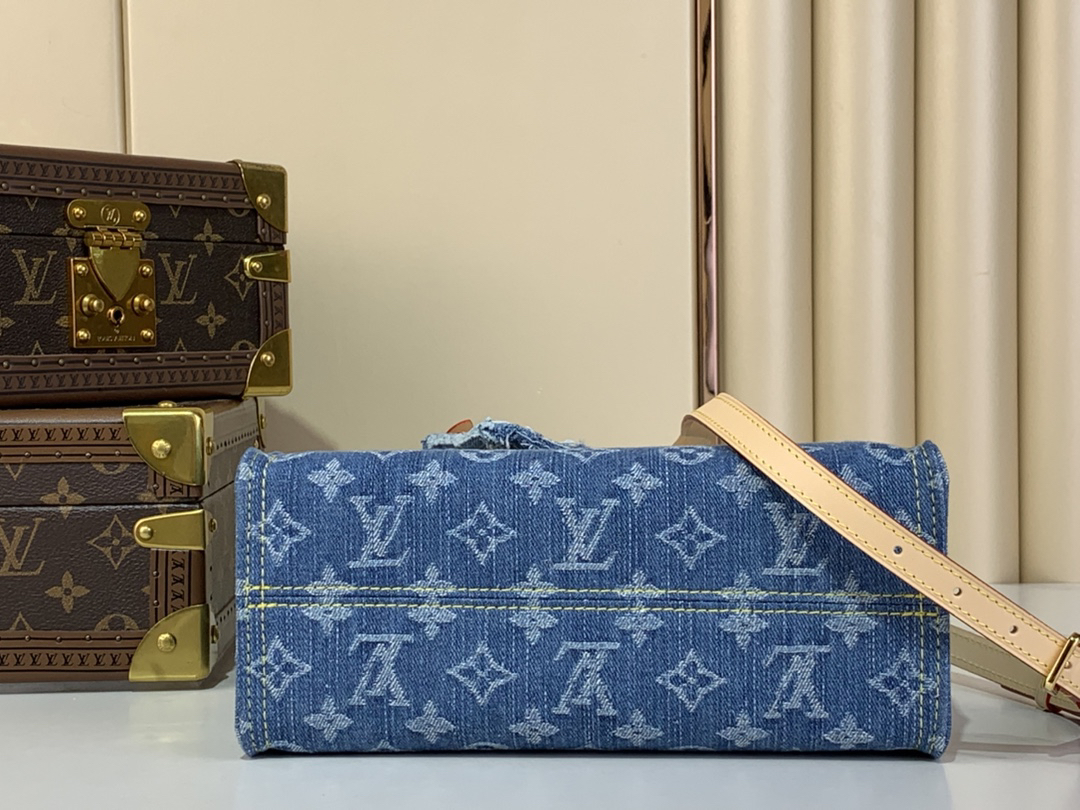 LOUIS VUITTON - LV ONTHEGO PM Blue denim Shoulder Crossbody Handbag blue