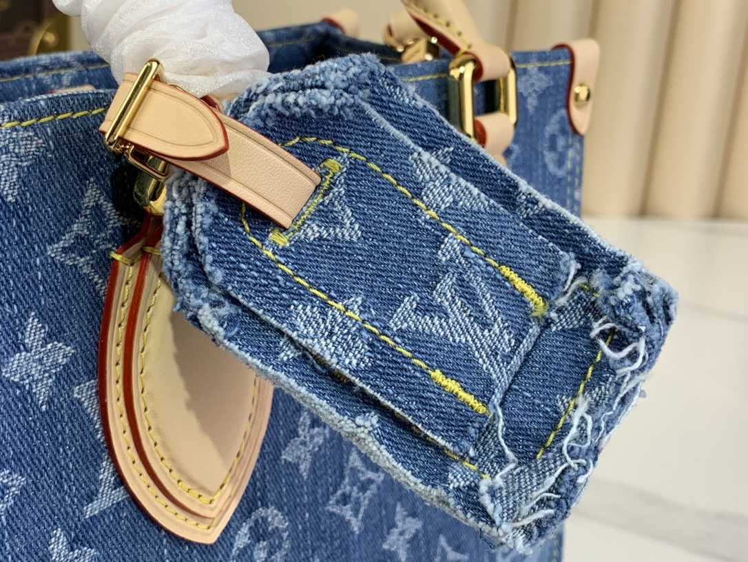 LOUIS VUITTON - LV ONTHEGO PM Blue denim Shoulder Crossbody Handbag blue