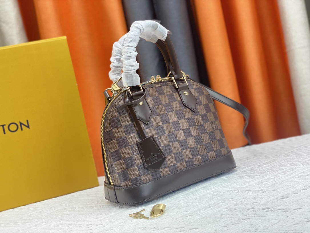 LV-Chessboard Shell Bag