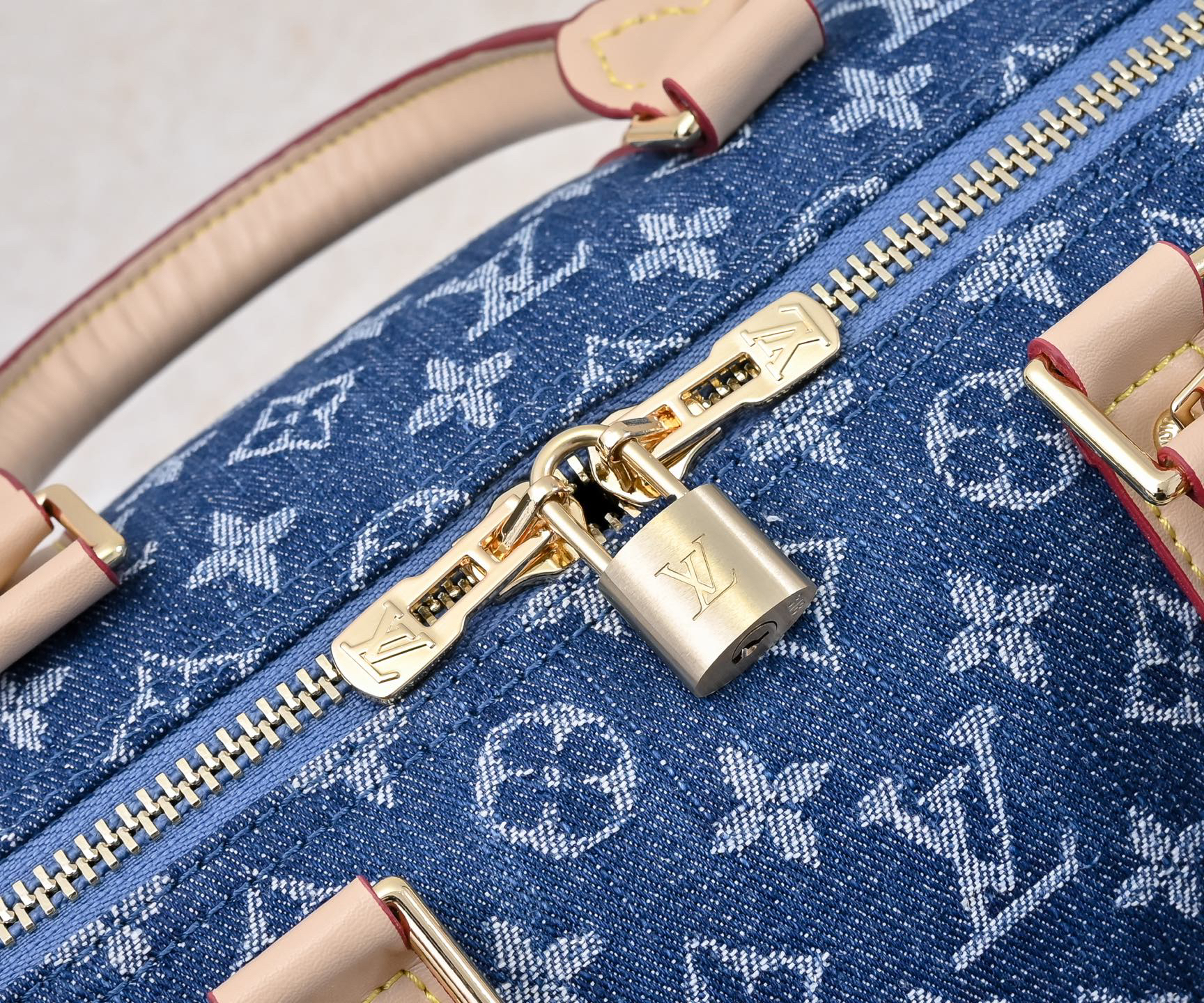 Louis Vuitton - LV Keepall Bandoulière 45 Travel Hand Shoulder Bag