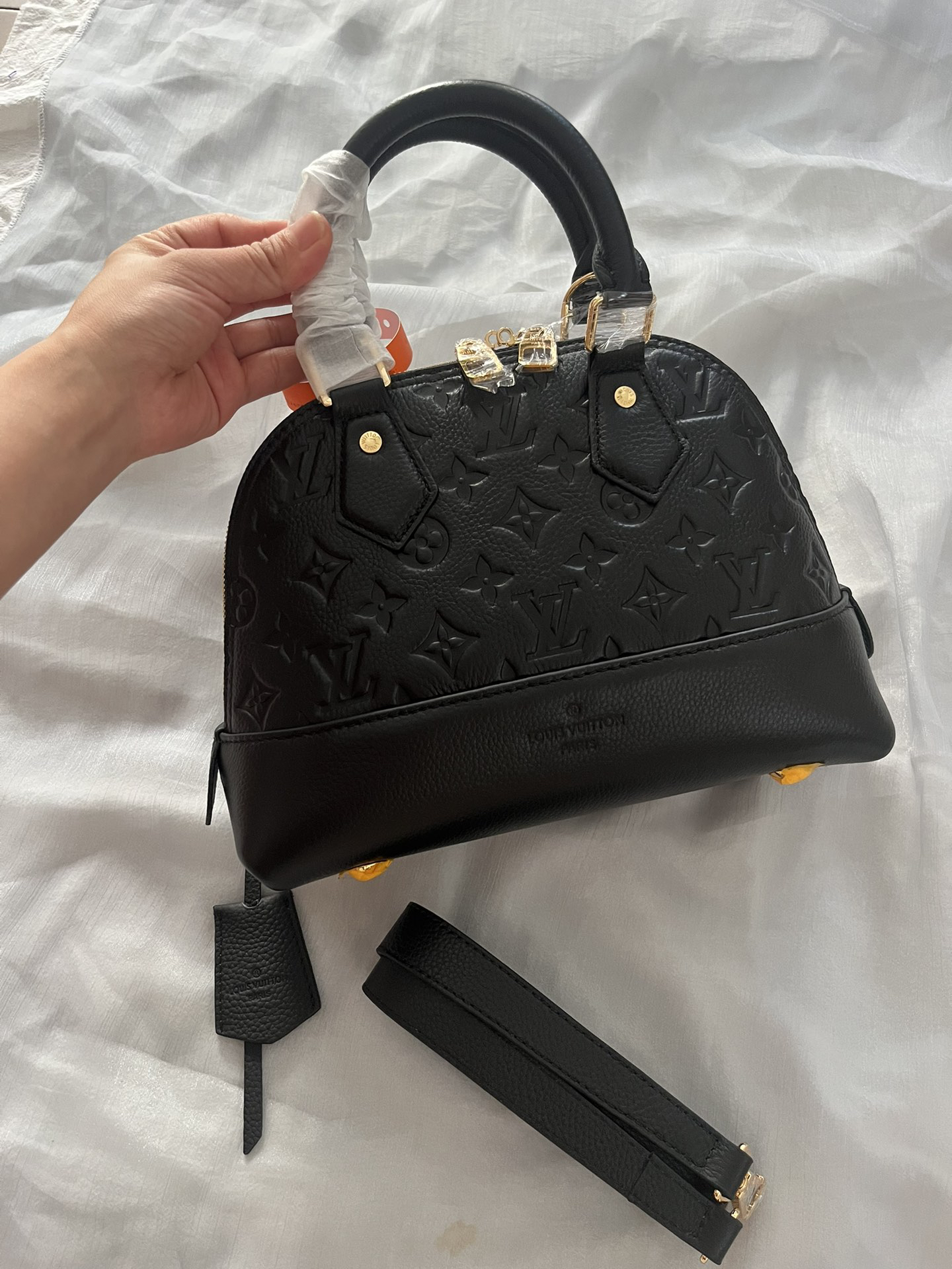 LOUIS VUITTON - LV NÉO Alma BB Cowhide Shell Bag Handbag Medium Black