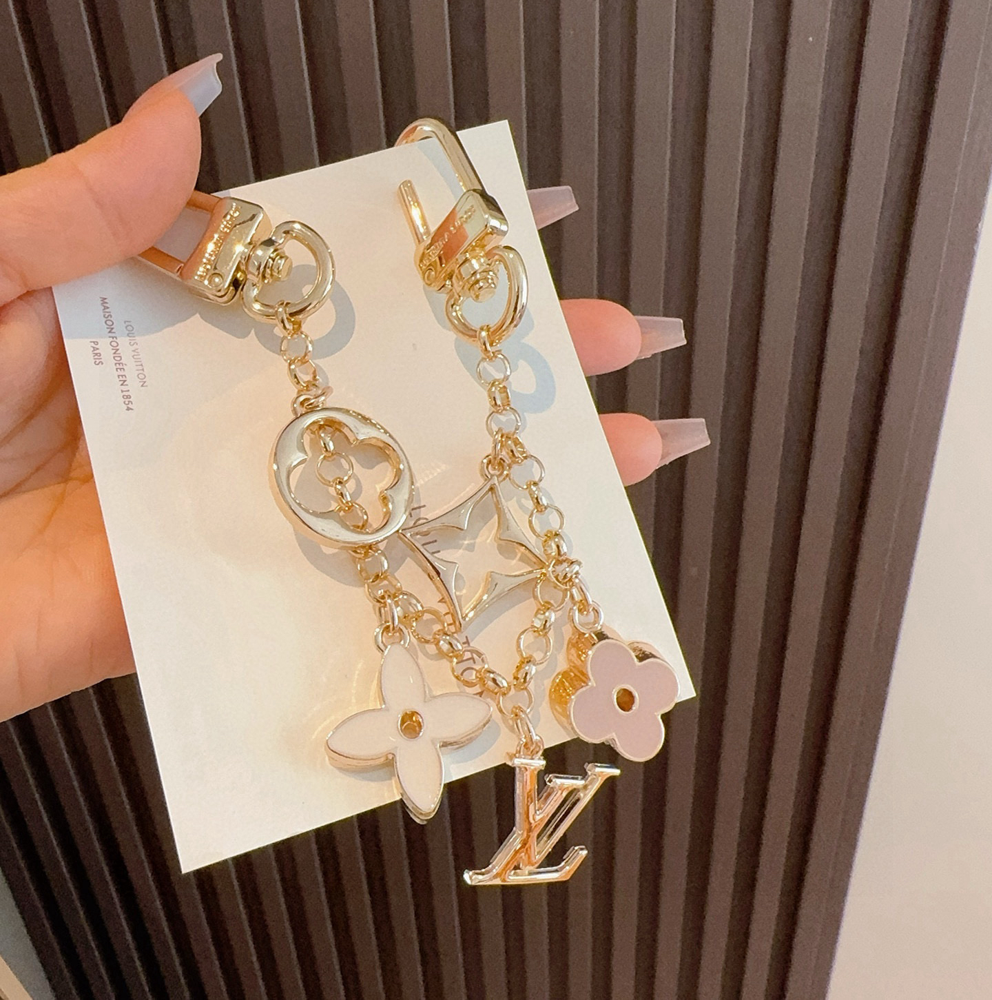 LOUIS VUITTON - LV Fleur de Monogram Bag Chain