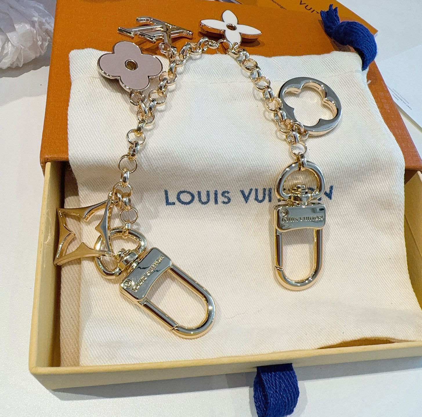 LOUIS VUITTON - LV Fleur de Monogram Bag Chain
