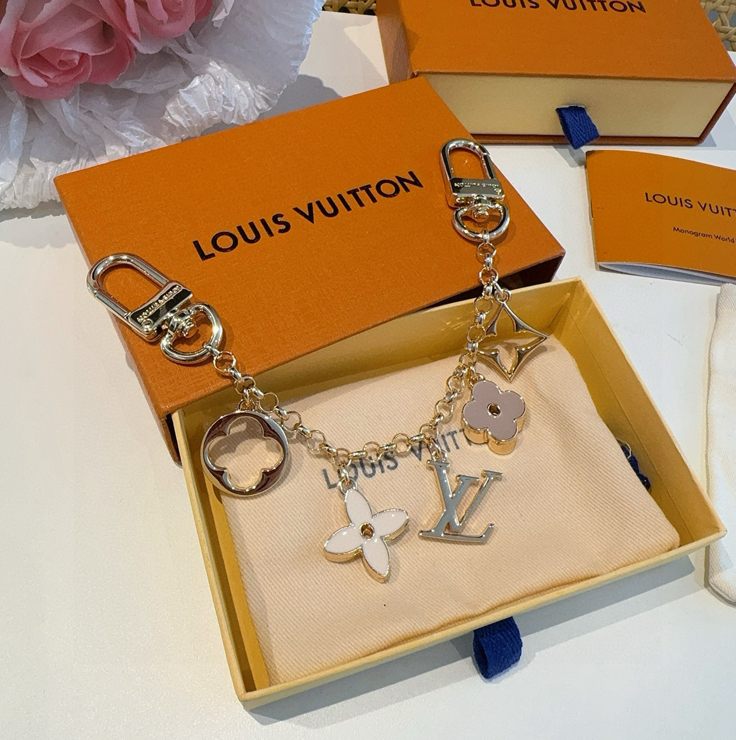 LOUIS VUITTON - LV Fleur de Monogram Bag Chain