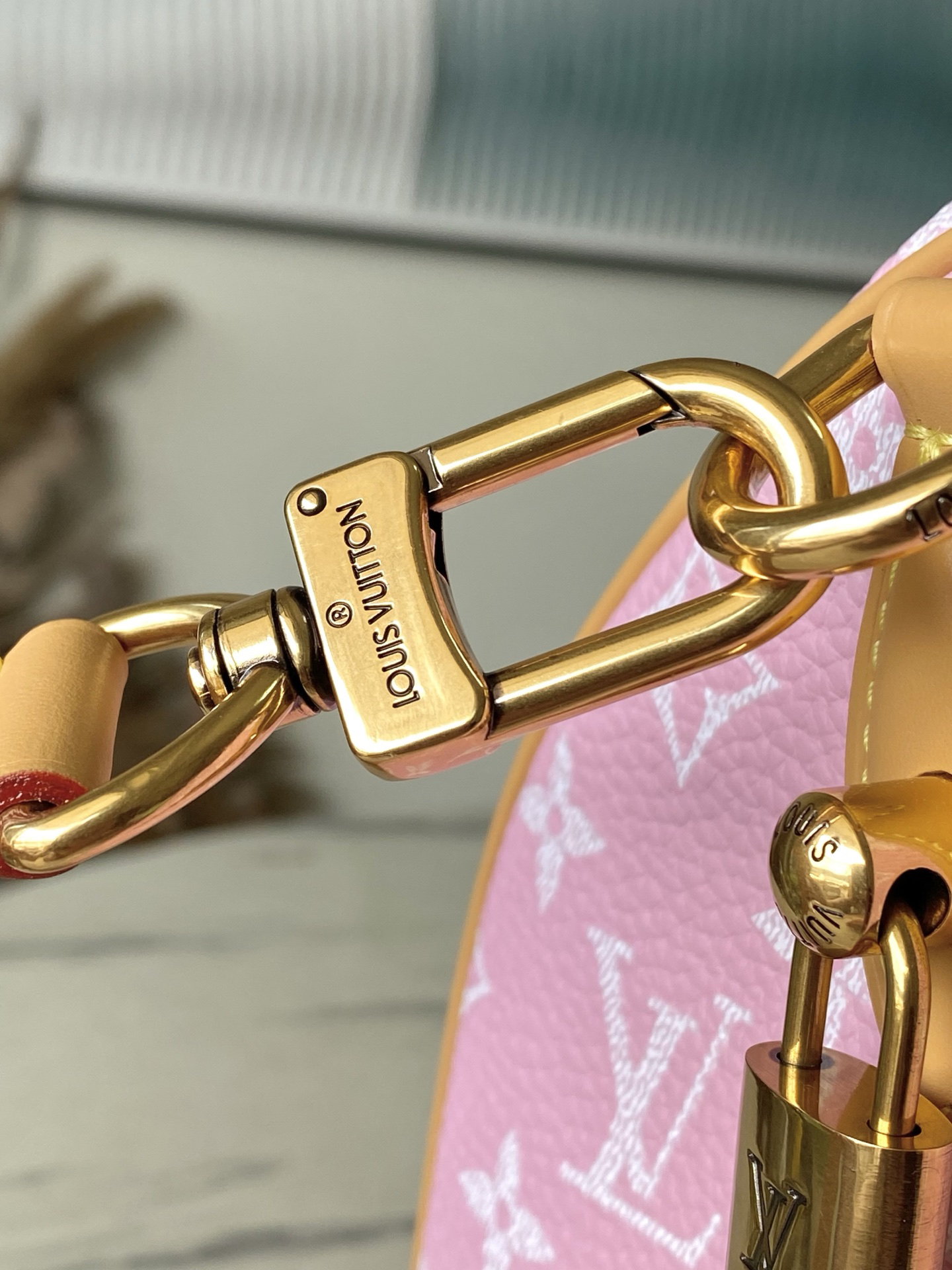 LOUIS VUITTON - LV Speedy P9 Bandoulière 30 Leather Shoulder Crossbody Handbag Pink