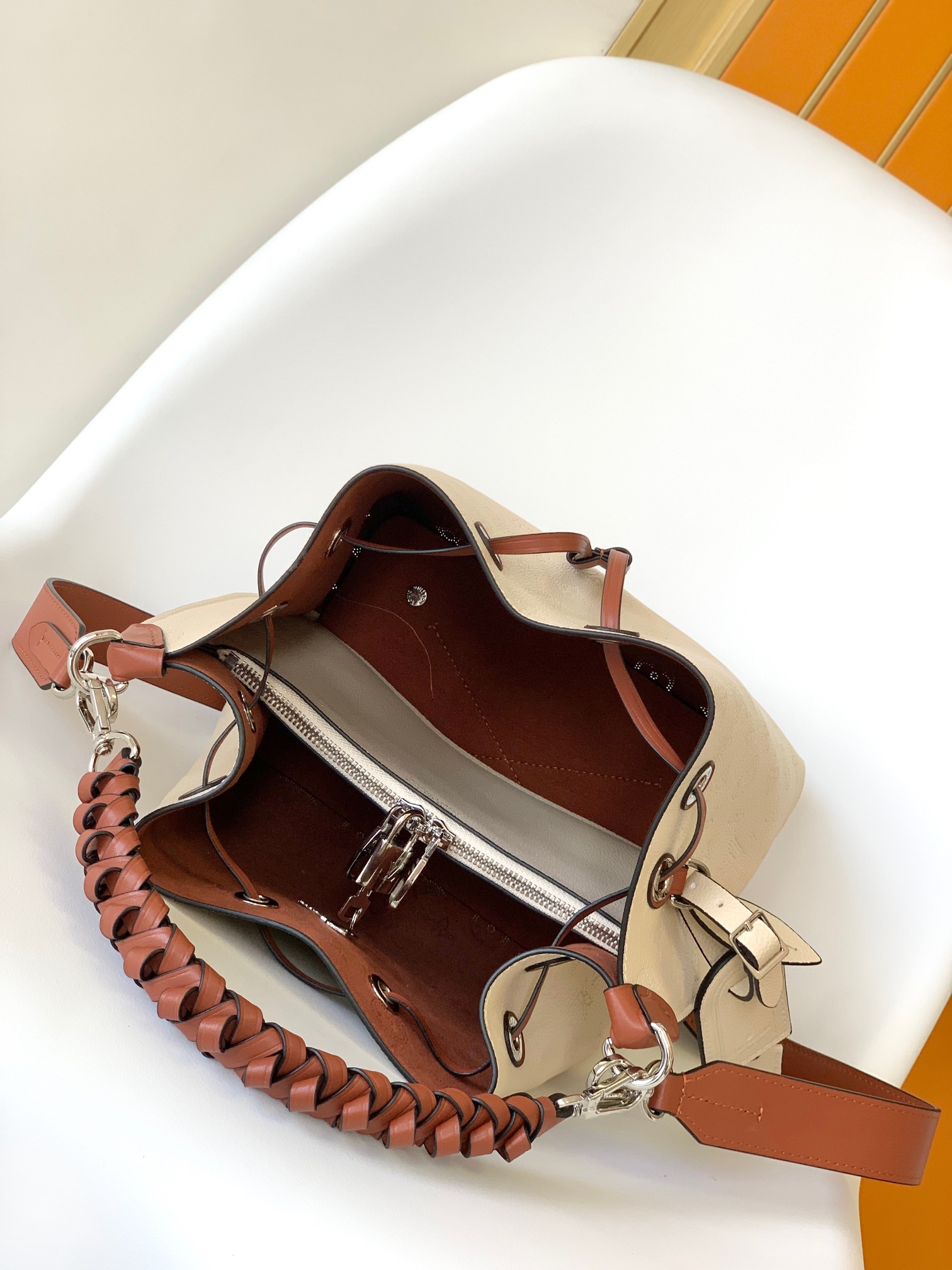 LOUIS VUITTON - LV Muria Leather Bucket Shoulder Hand Bag Cream Brown