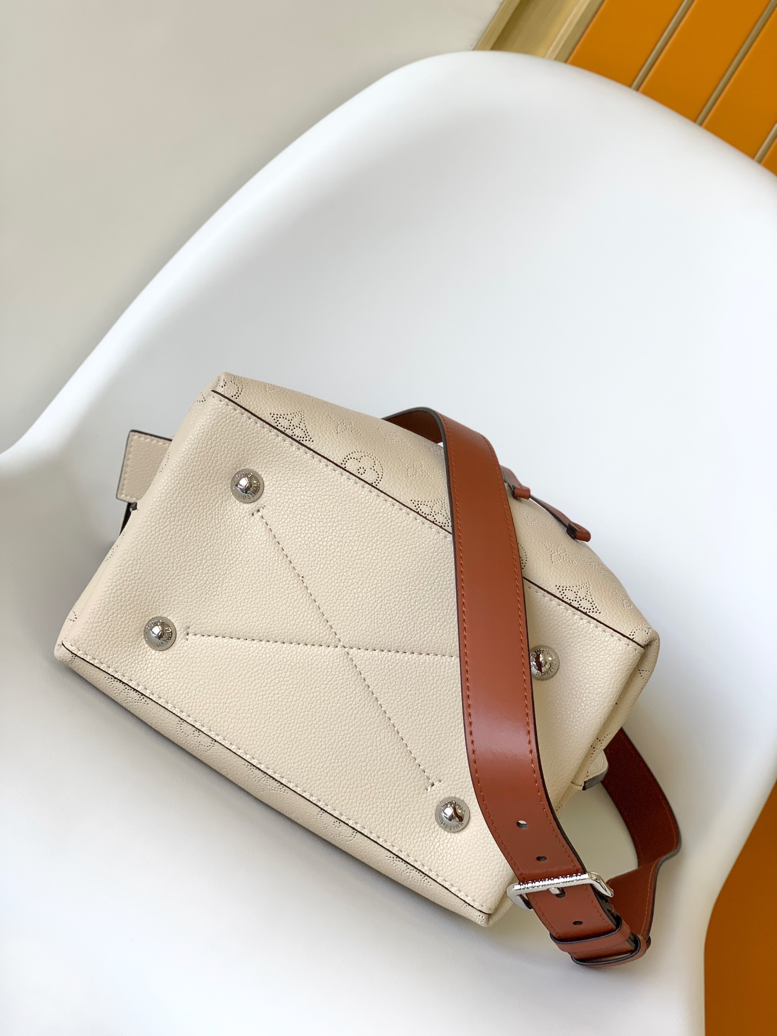 LOUIS VUITTON - LV Muria Leather Bucket Shoulder Hand Bag Cream Brown